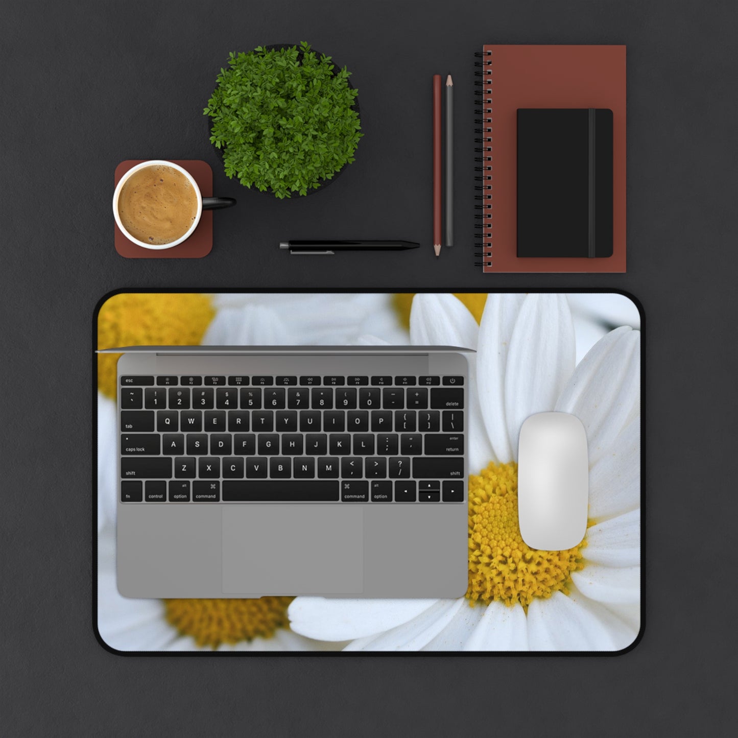 Daisy Desk Mat — Floral Mouse Pad with White Daisy Design