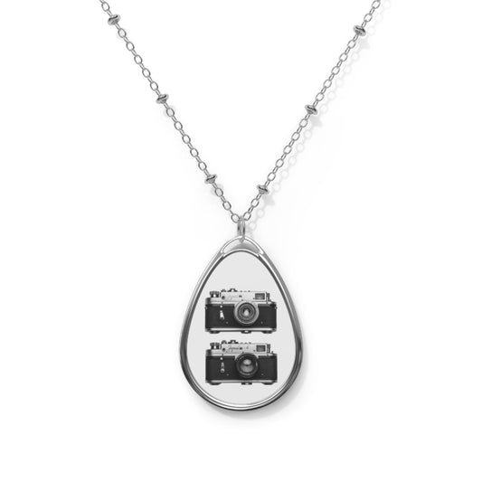 Vintage Camera Oval Necklace, Photography Jewelry, Gift for Photographers, Unique Pendant, Camera Lover Necklace