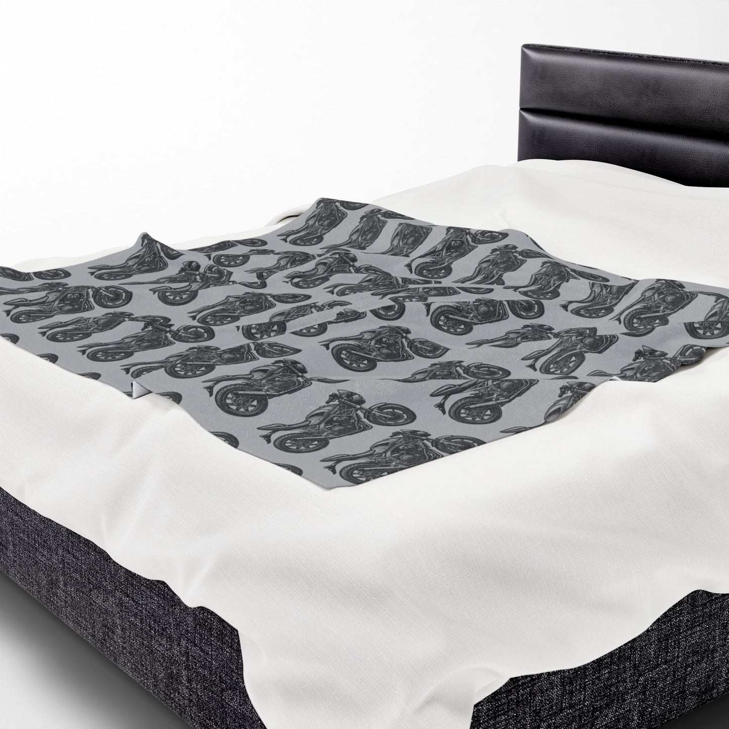 Motorcycle Lover's Velveteen Plush Blanket, Cozy Gift for Bikers, Home Décor for Motorcycle Enthusiasts, Ideal for Cold Nights, [...]