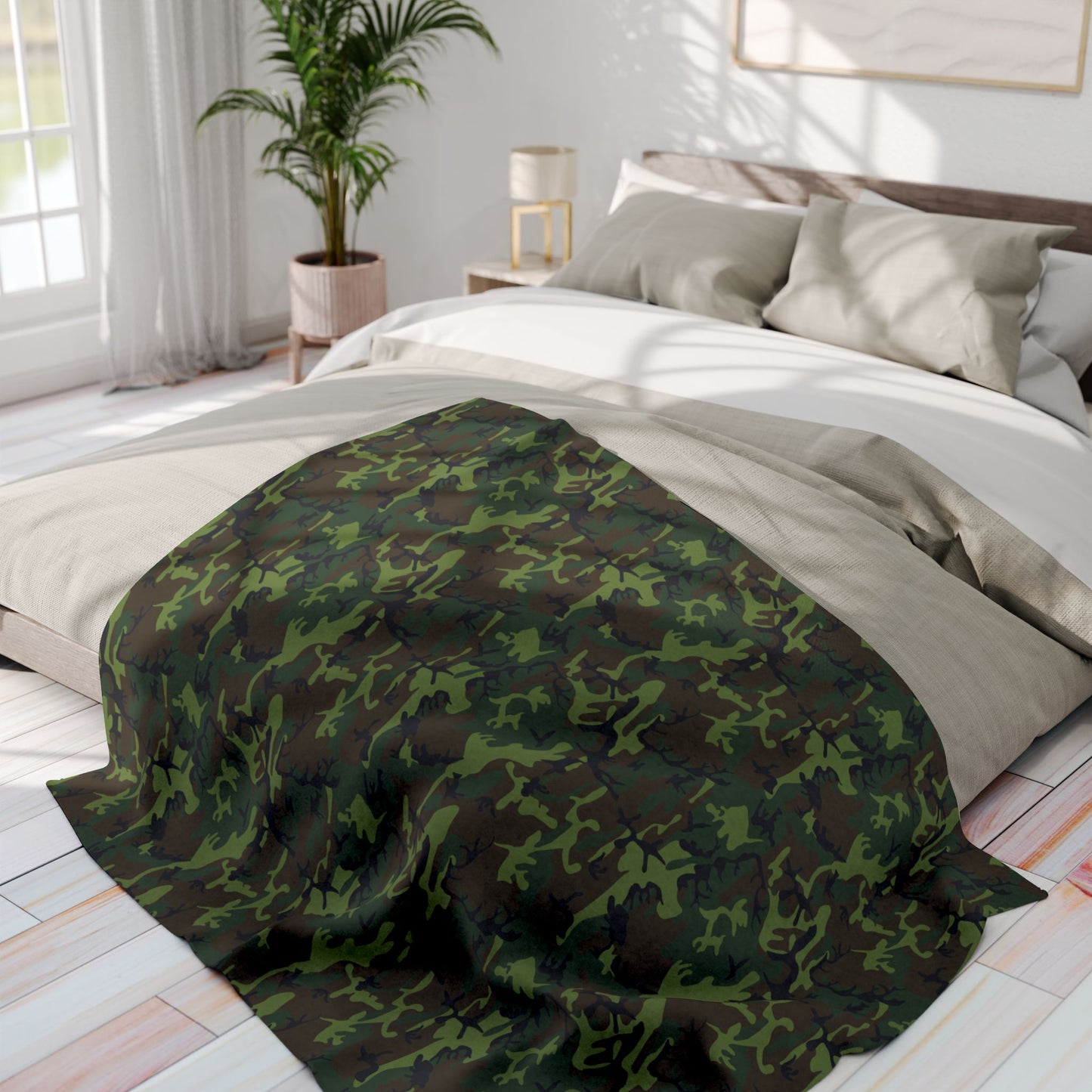 Camouflage Fleece Blanket for Cozy Comfort, Camping, Outdoor Adventures, Gift for Him, Home Decor, Military Style