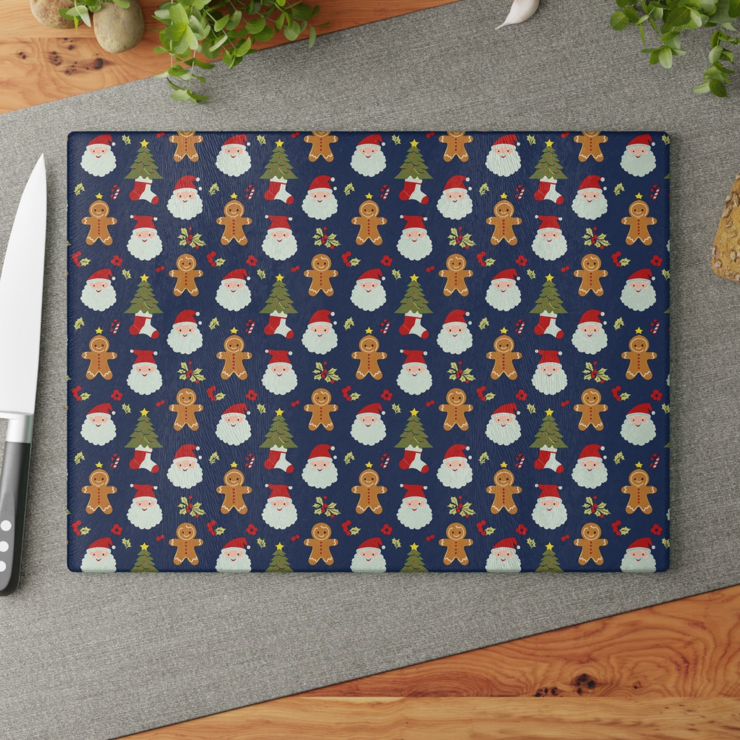 Christmas Santa & Gingerbread Glass Cutting Board – Festive Holiday Kitchen Decor