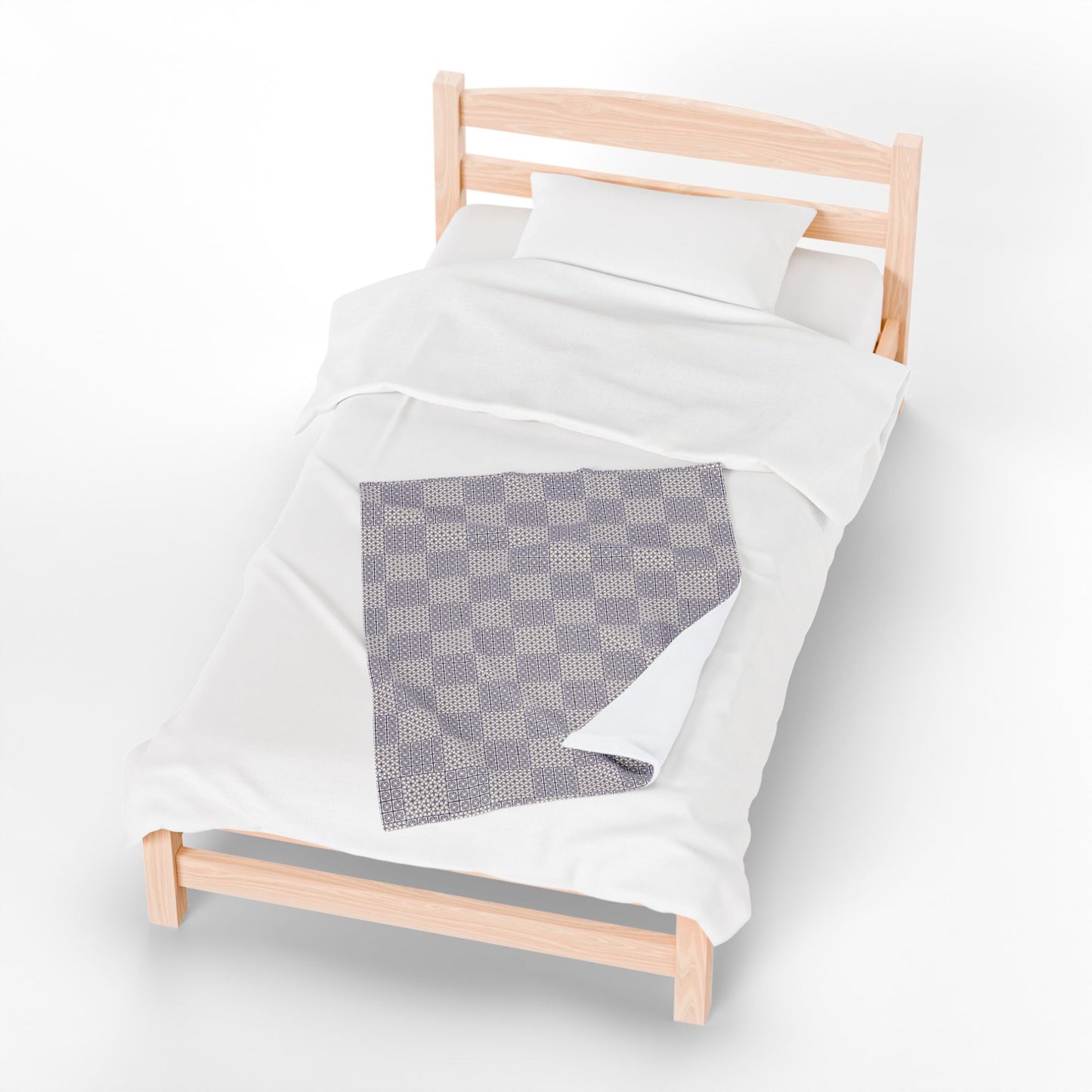 Cozy Velveteen Plush Blanket, Soft Throw Blanket for Home Decor, Perfect Gift for Relaxation, Travel, and Home