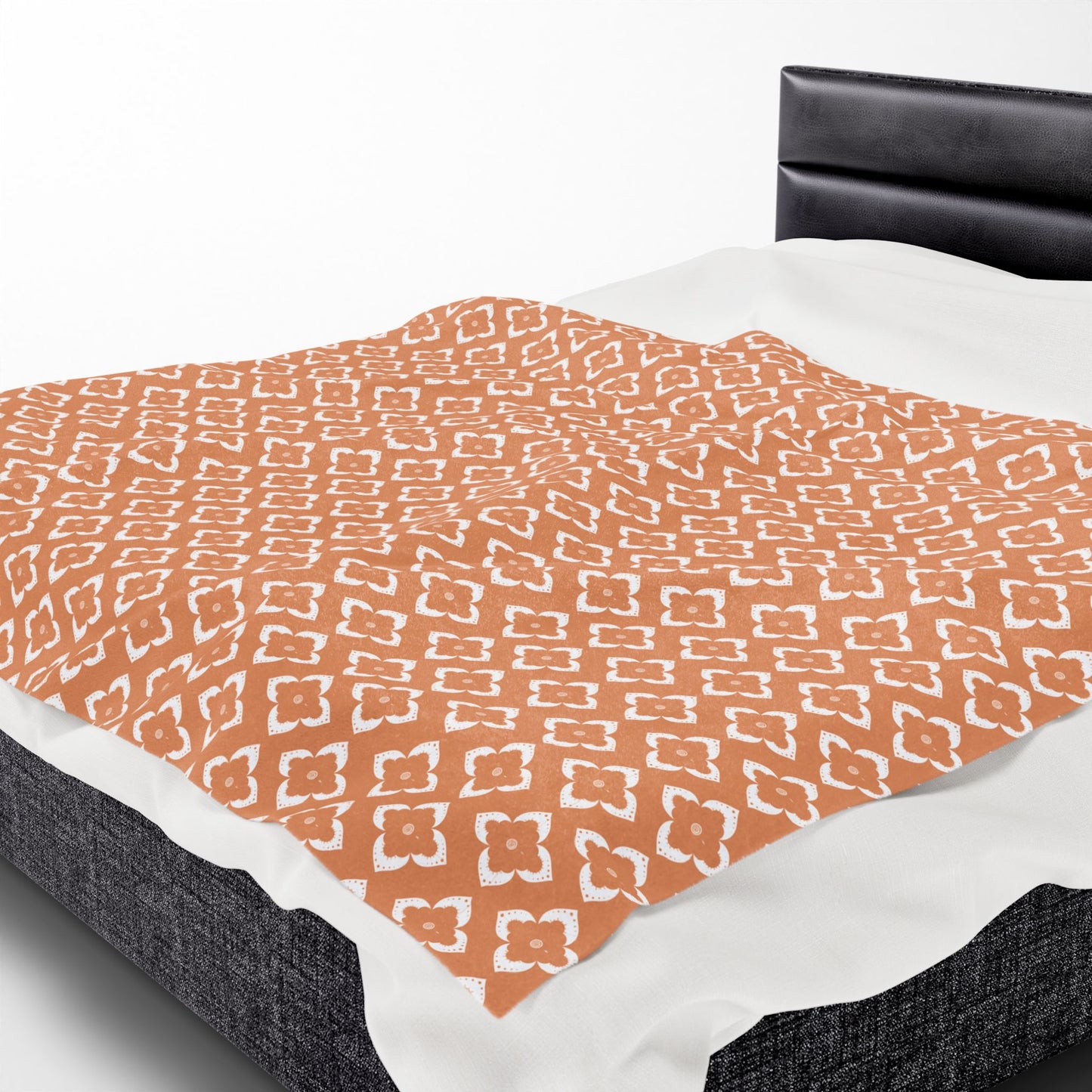 Cozy Velveteen Plush Blanket for Relaxation, Soft Throw for Winter, Perfect Gift for Home Decor, Snuggly Luxury Couch Blanket