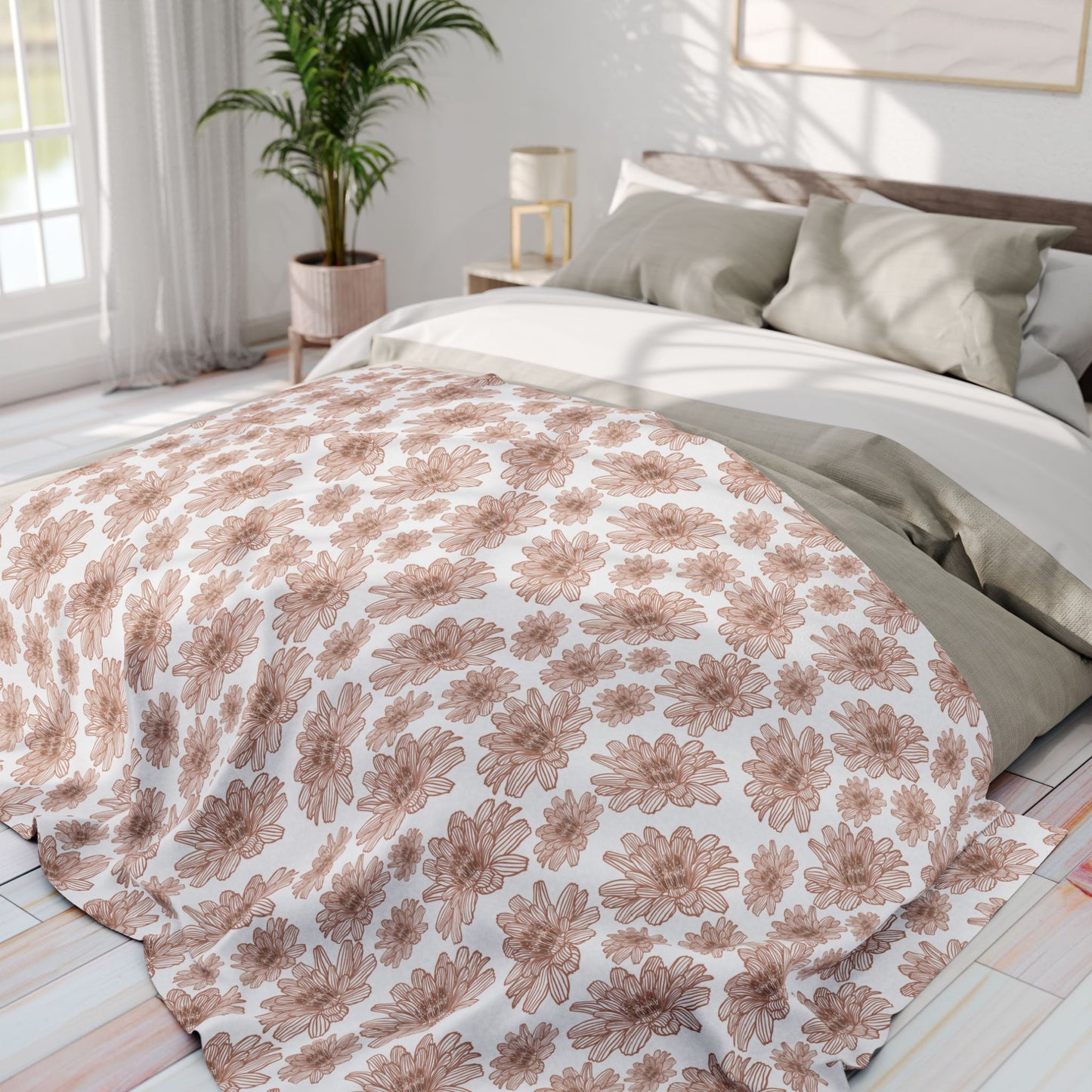 Cozy Floral Fleece Blanket - Soft Blanket for Home Decor, Gift for Housewarming, Anniversary, Wedding, Comfort Blanket