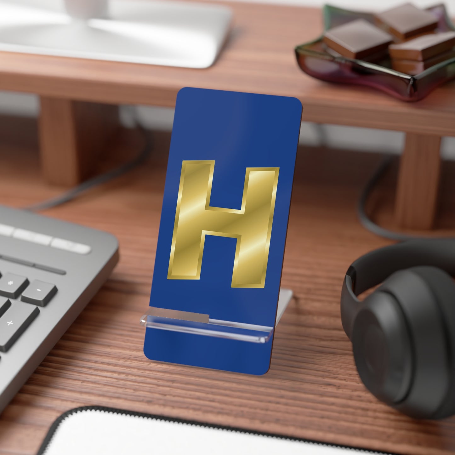 Stylish Smartphone Stand, Personalized Phone Holder, Desk Organizer, Tech Gift, Customizable Display, Home Office Decor