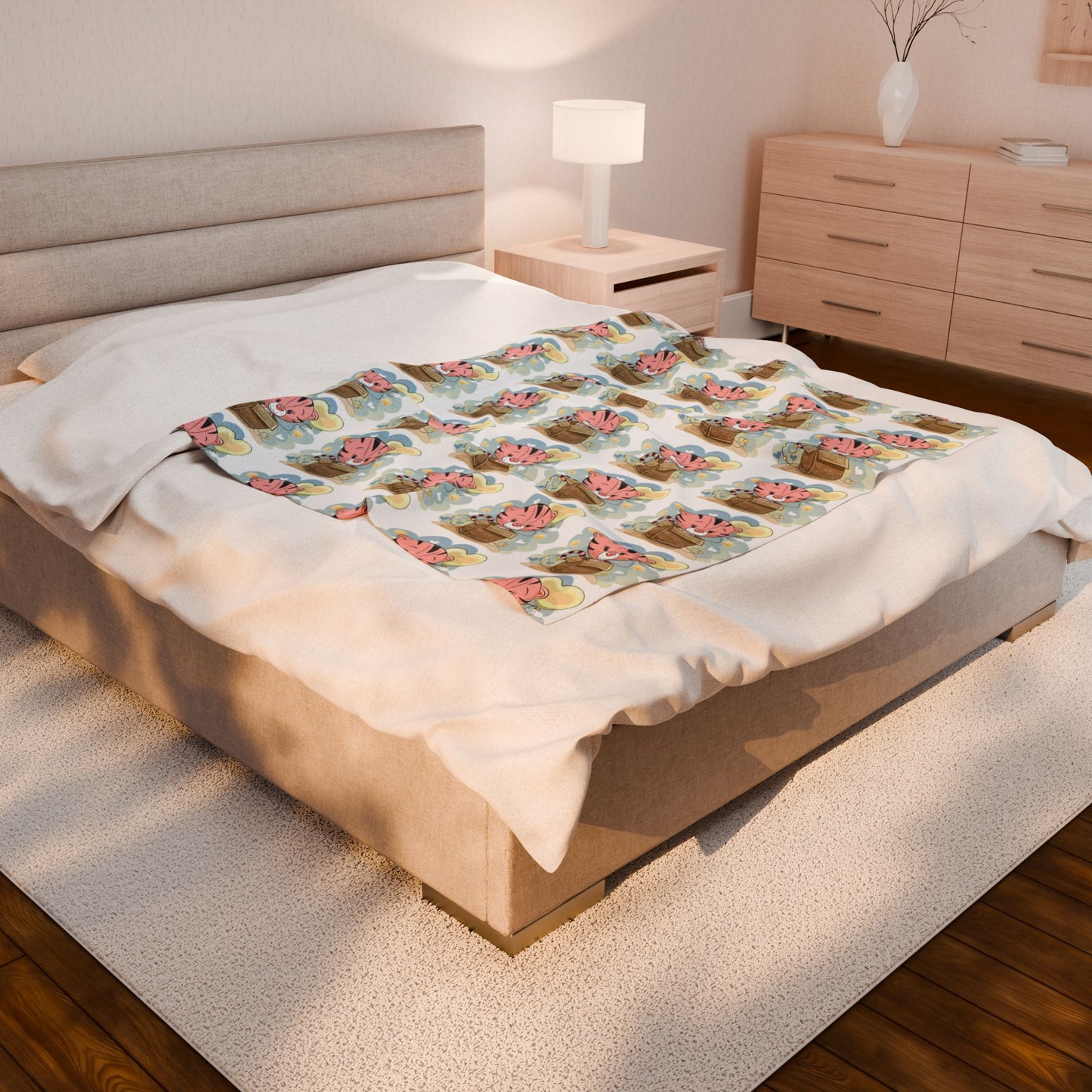 Floral Pattern Velveteen Plush Blanket, Soft Throw for Cozy Nights
