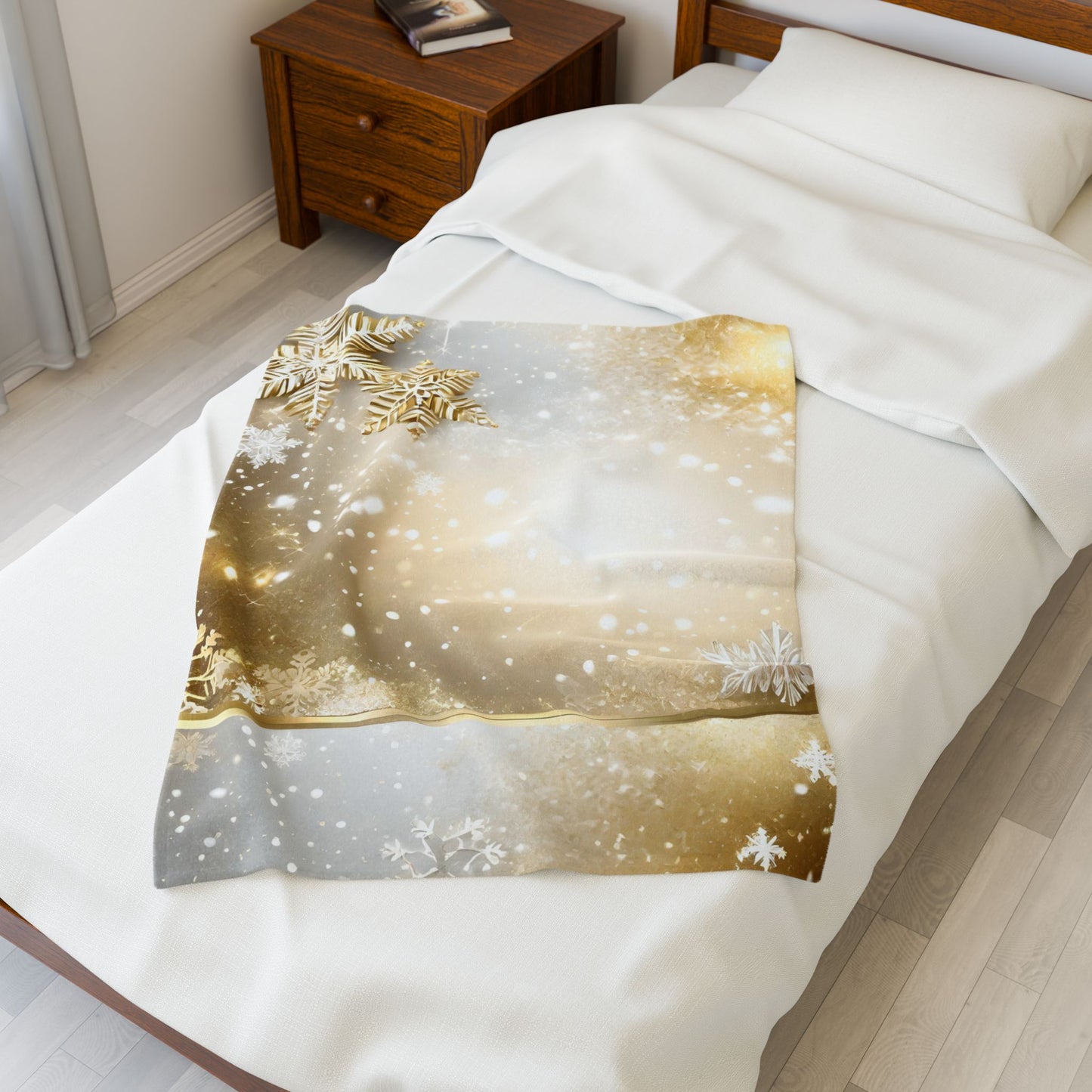 Gold Snowflake Velveteen Plush Blanket — Holiday Cozy Throw