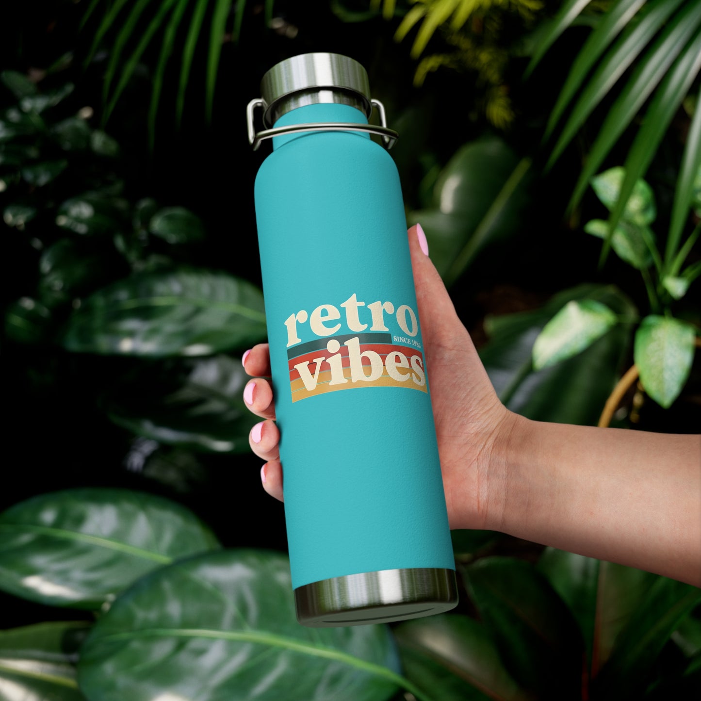 Retro Vibes Insulated Water Bottle, 22oz - Trendy Travel Flask, Stylish Hydration Gift for Fitness Lovers, Eco-Friendly Beverage Container