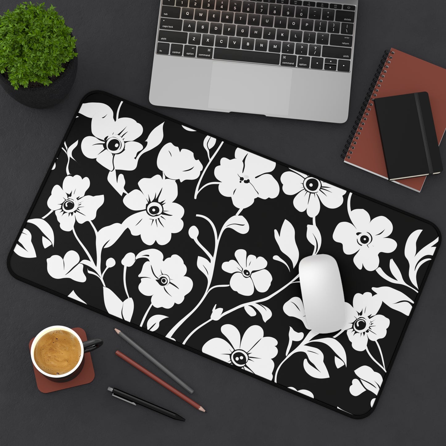 Floral Black & White Desk Mat — Monochrome Flower Mouse Pad