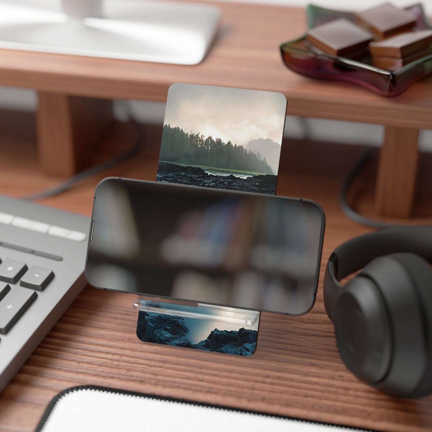 Stylish Smartphone Display Stand - Elegant Phone Holder for Desk, Office Decor, Gift for Tech Lovers, Modern Home Accessory, Unique [...]