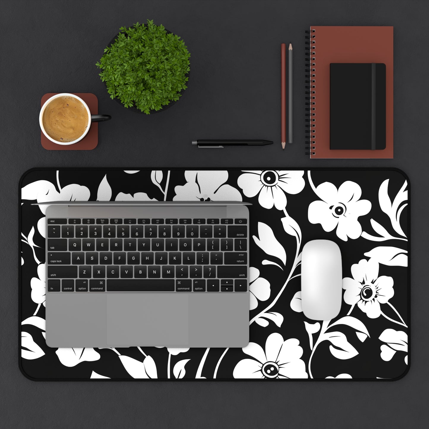 Floral Black & White Desk Mat — Monochrome Flower Mouse Pad
