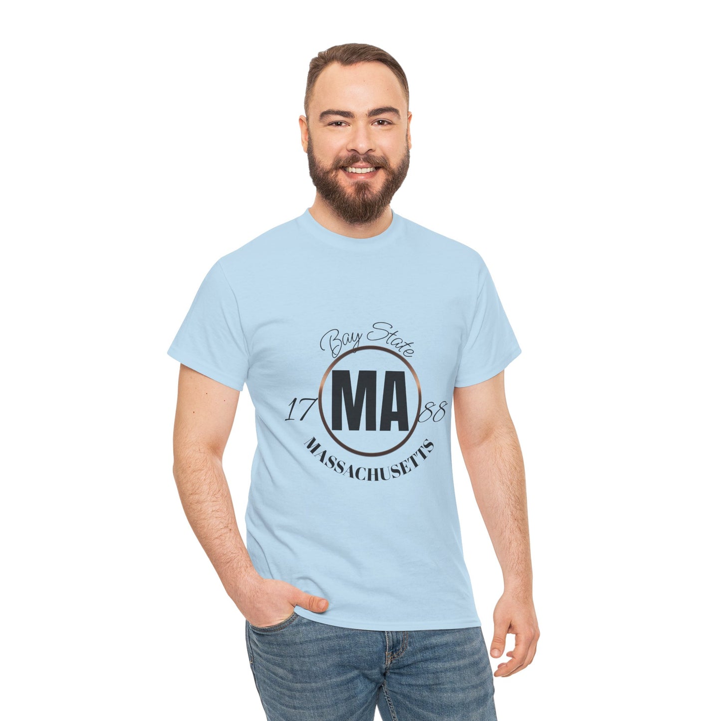 Unisex Heavy Cotton Tee with Massachusetts Design, Casual Wear, Gift for Him/Her, Travel Souvenir, Vintage Style