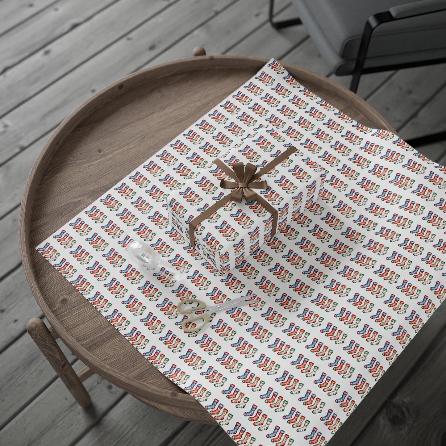 Holiday Candy Cane Pattern Wrapping Paper Roll — Festive Gift Wrap for Christmas & Seasonal Gifts