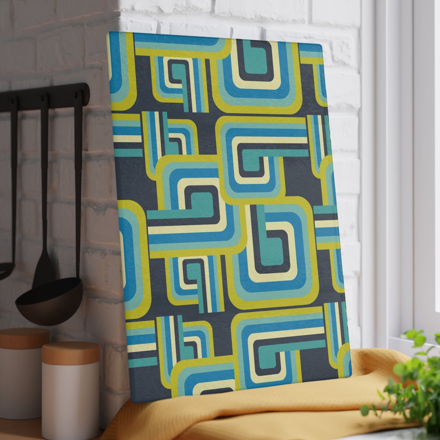 Retro-Inspired Glass Cutting Board, Stylish Kitchen Decor, Gift for Newlyweds, Housewarming, Modern Cooking, Unique Homeware