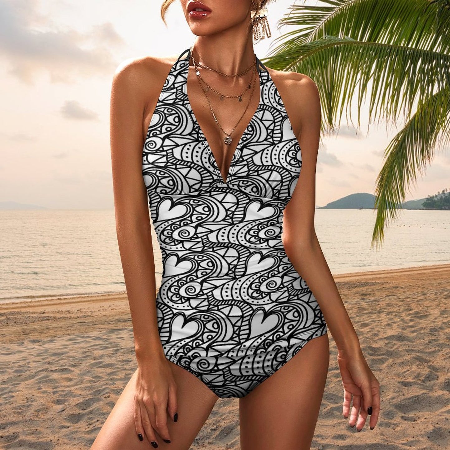 2-Piece Women's Halter Tankini Black and White