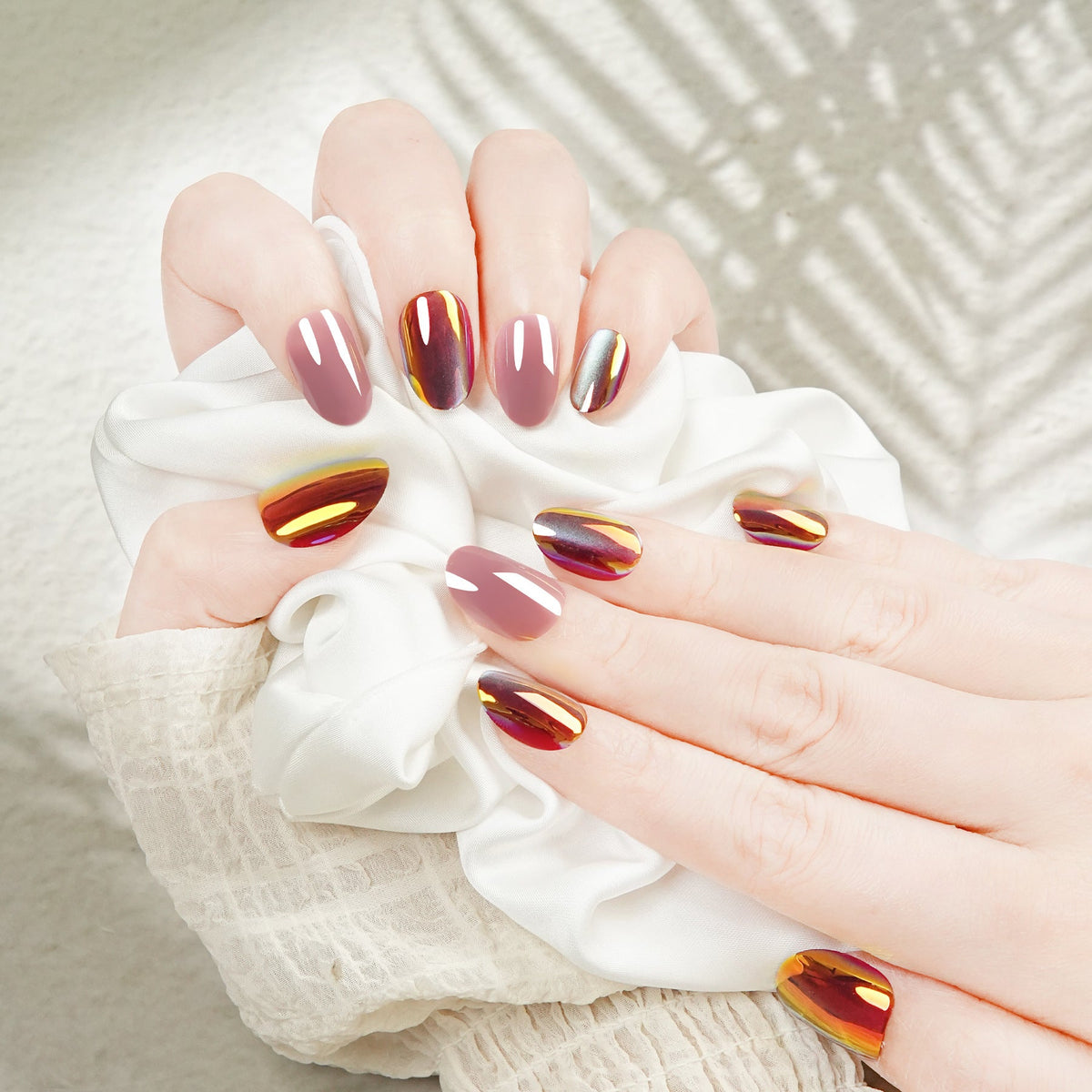 Mirror Chrome Glow Short Nail Set – Image 4
