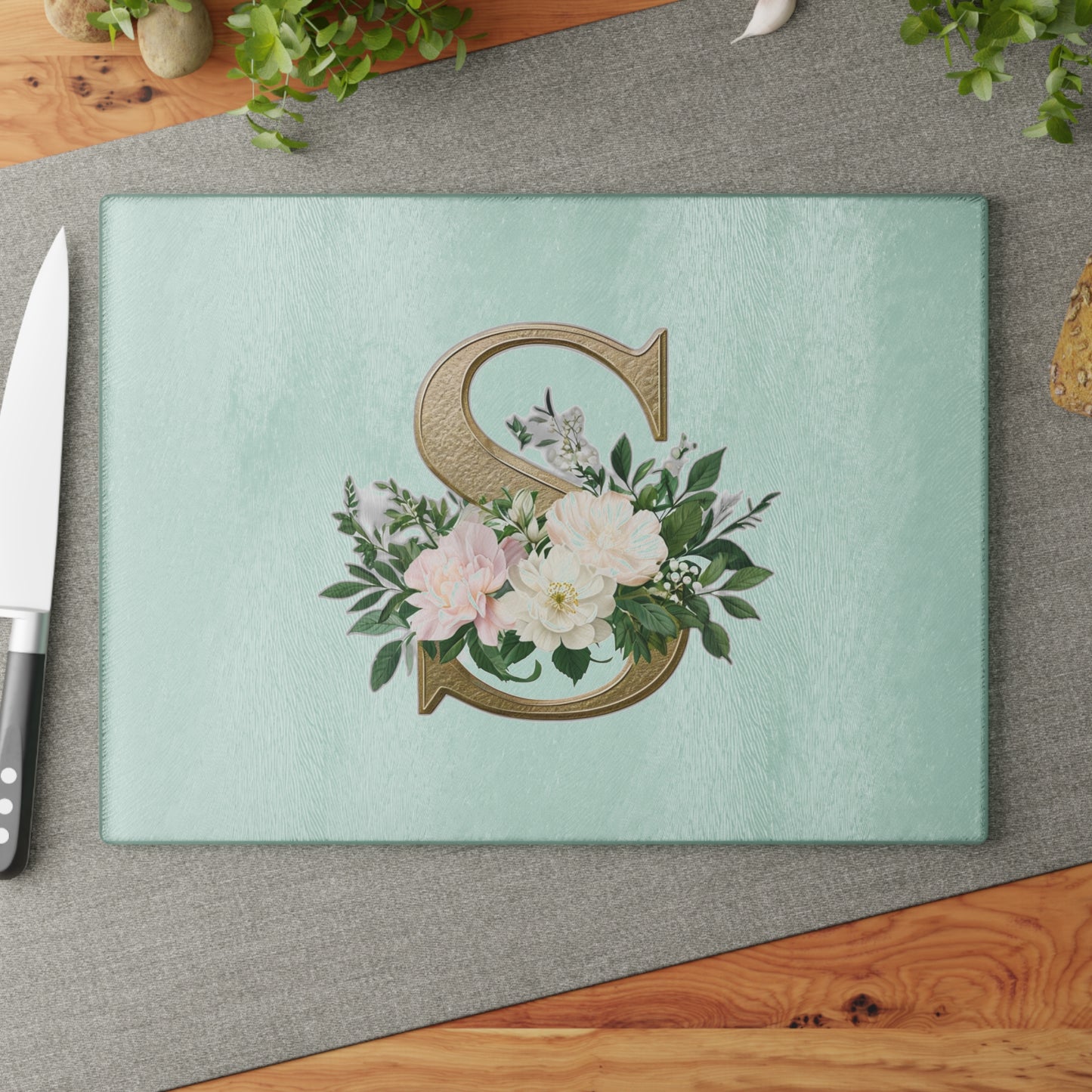 Personalized Floral Glass Cutting Board, Elegant Kitchen Decor, Gifts for Chefs, Wedding Present, Monogrammed Gift