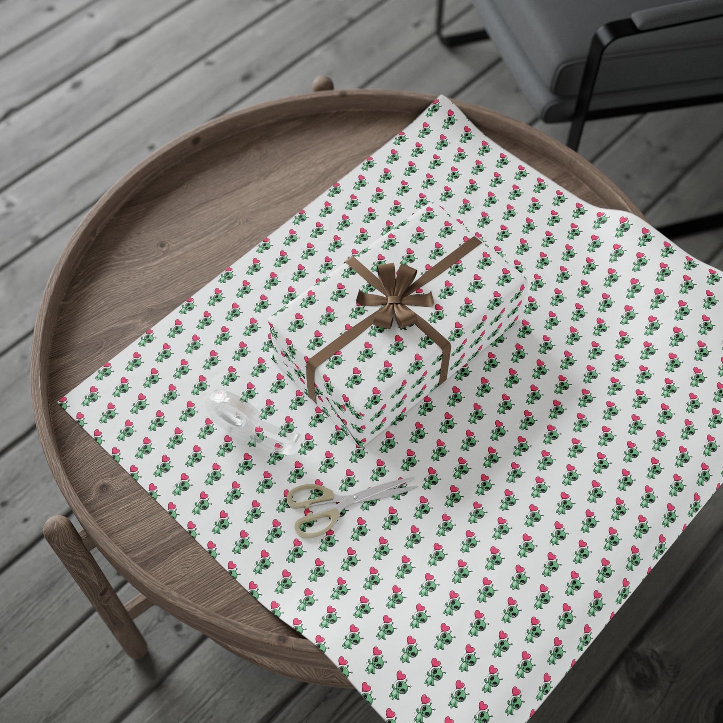 Wrapping Paper – Cute Green Alien with Pink Heart Pattern, Cute Gift Wrap for Kids & Baby Showers