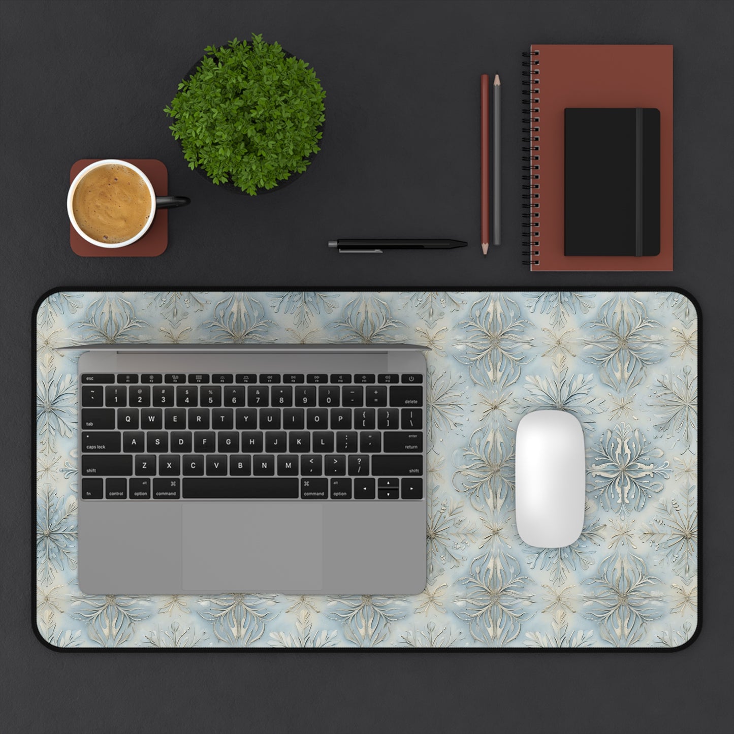 Elegant Floral Desk Mat - Stylish Office Accessory