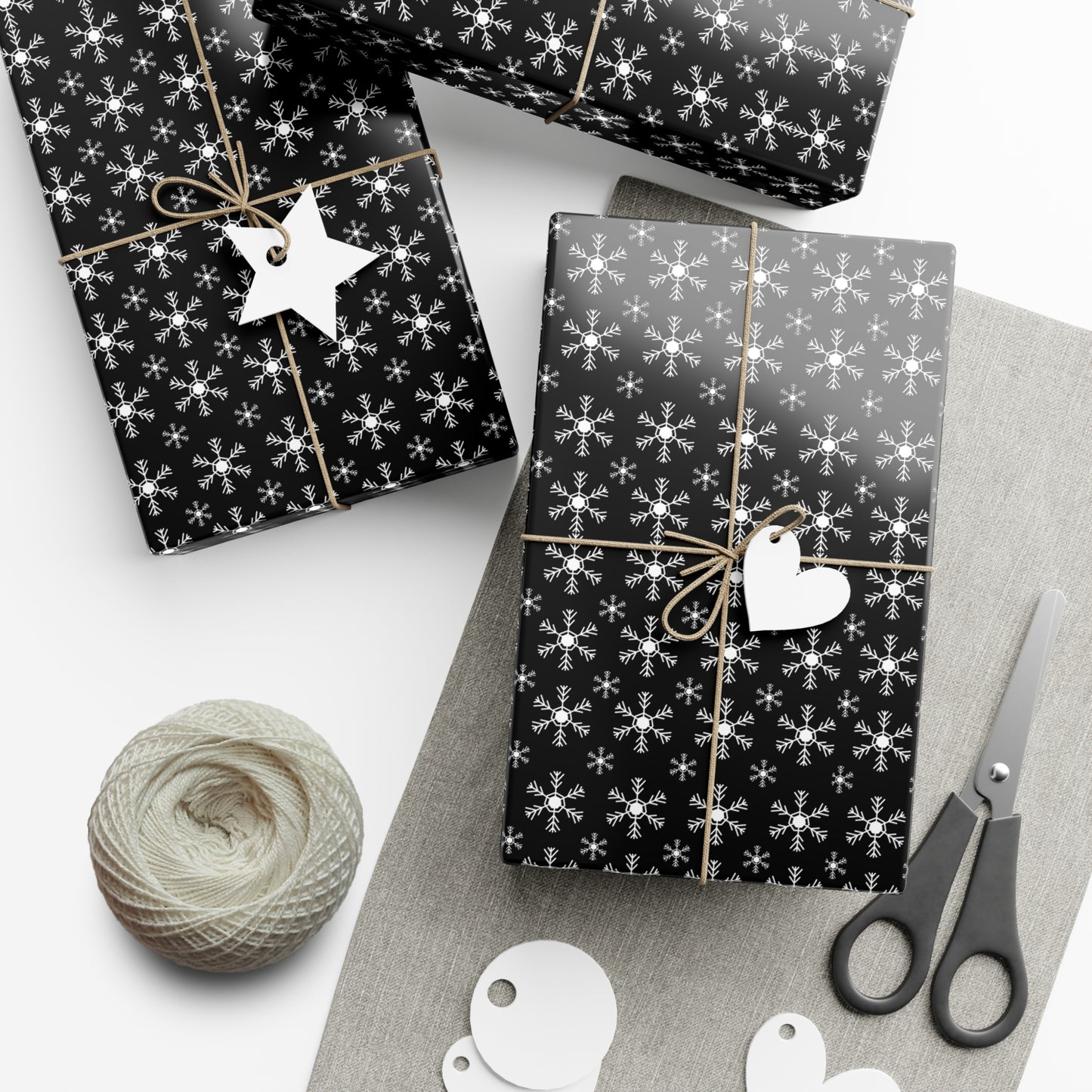 Elegant Snowflake Gift Wrap Papers, Holiday Gift Wrap, Christmas Wrapping Paper, Winter Party Supplies, Black and White Wrapping
