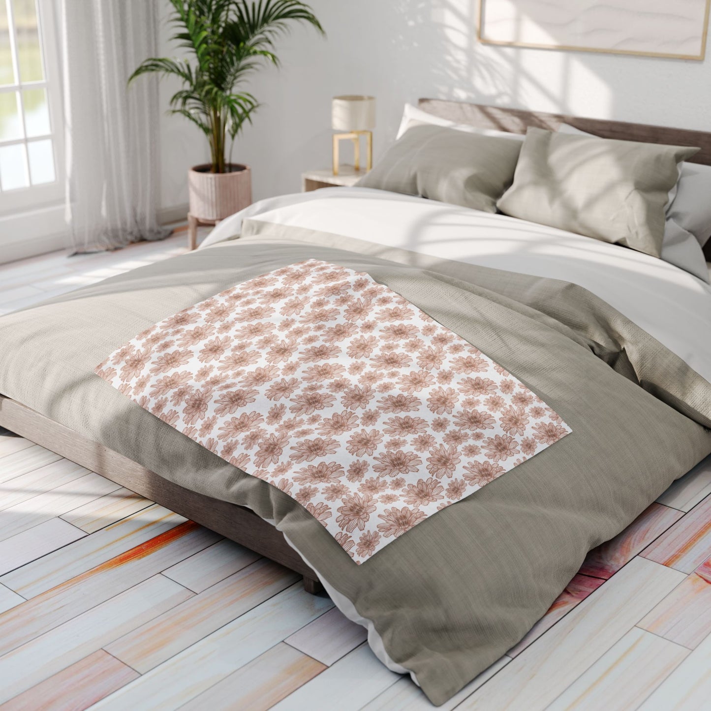 Cozy Floral Fleece Blanket - Soft Blanket for Home Decor, Gift for Housewarming, Anniversary, Wedding, Comfort Blanket