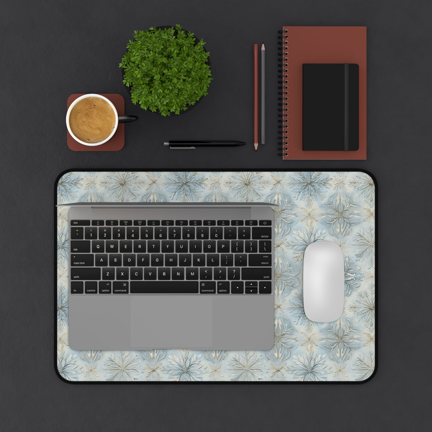 Elegant Floral Desk Mat - Stylish Office Accessory