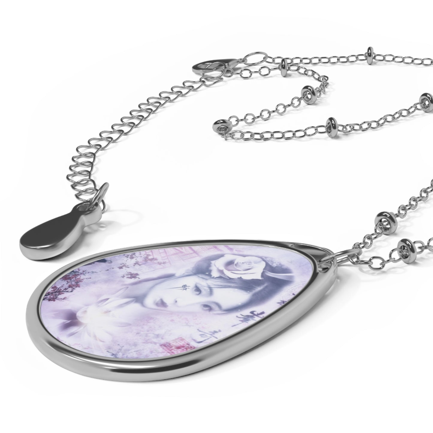 Elegant Oval Necklace with Floral