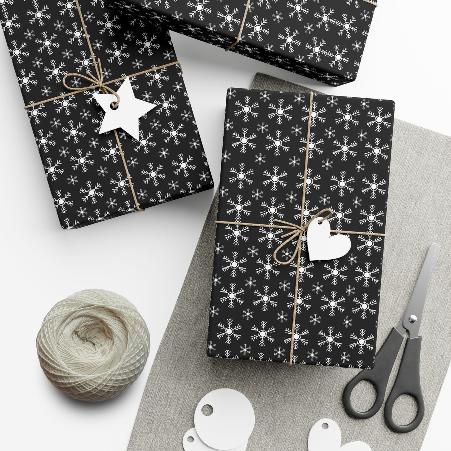 Elegant Snowflake Gift Wrap Papers, Holiday Gift Wrap, Christmas Wrapping Paper, Winter Party Supplies, Black and White Wrapping