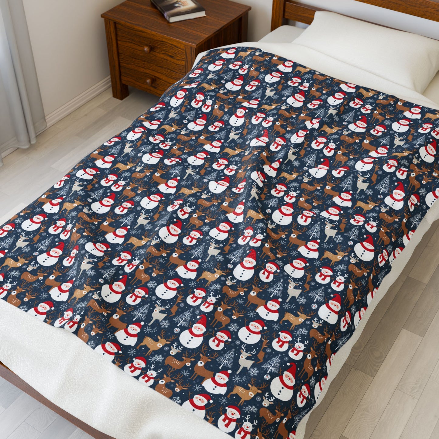 Holiday Snowman Plush Blanket — Cozy Velveteen Throw for Christmas