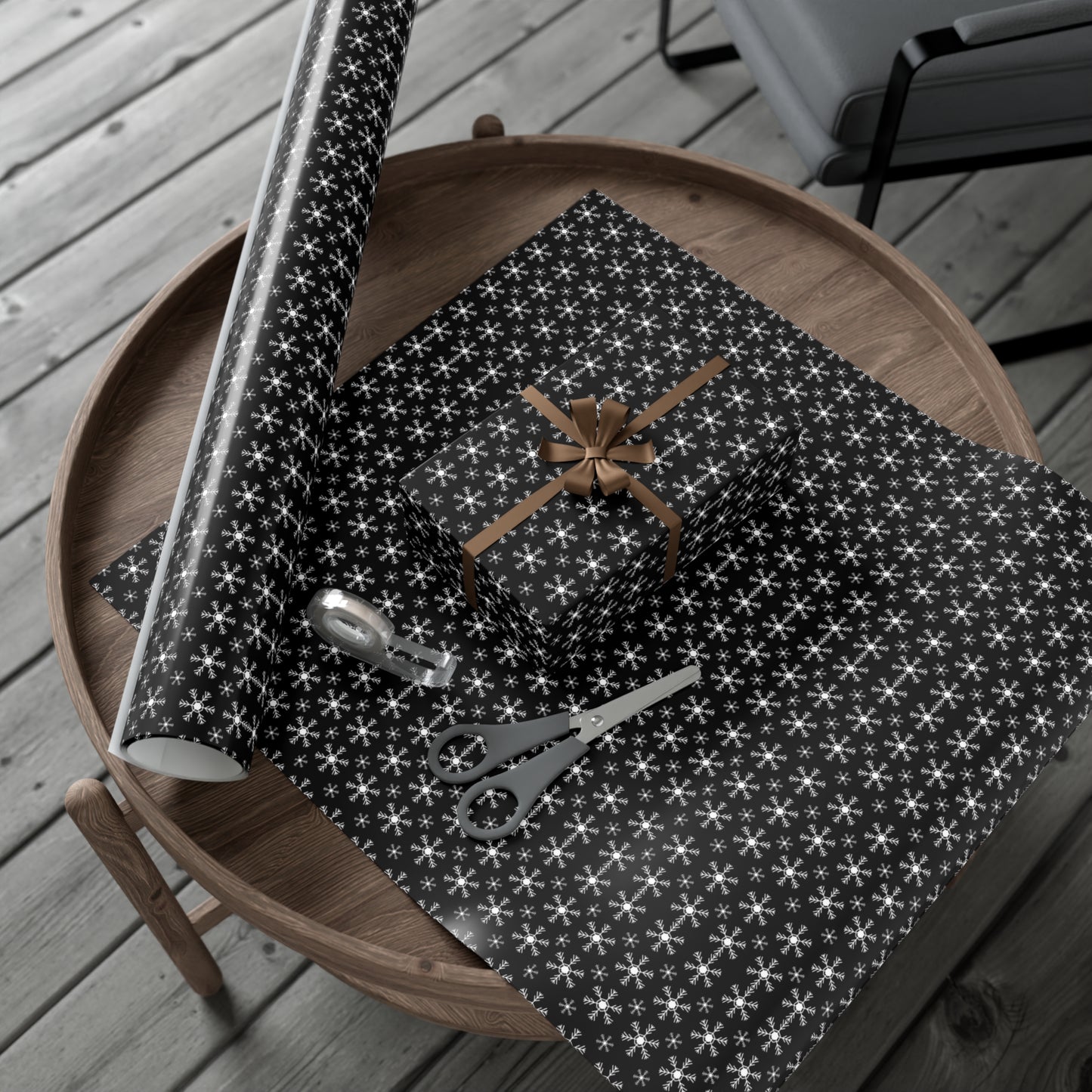 Elegant Snowflake Gift Wrap Papers, Holiday Gift Wrap, Christmas Wrapping Paper, Winter Party Supplies, Black and White Wrapping