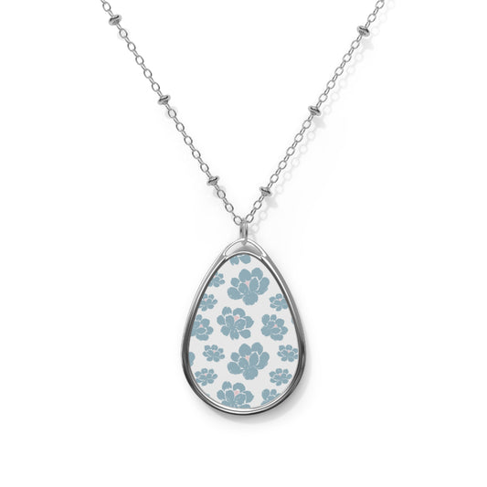 Floral-Patterned Oval Necklace, Elegant Pendant, Unique Jewelry Gift, Nature-Inspired Accessory, Floral Jewelry for Occasion