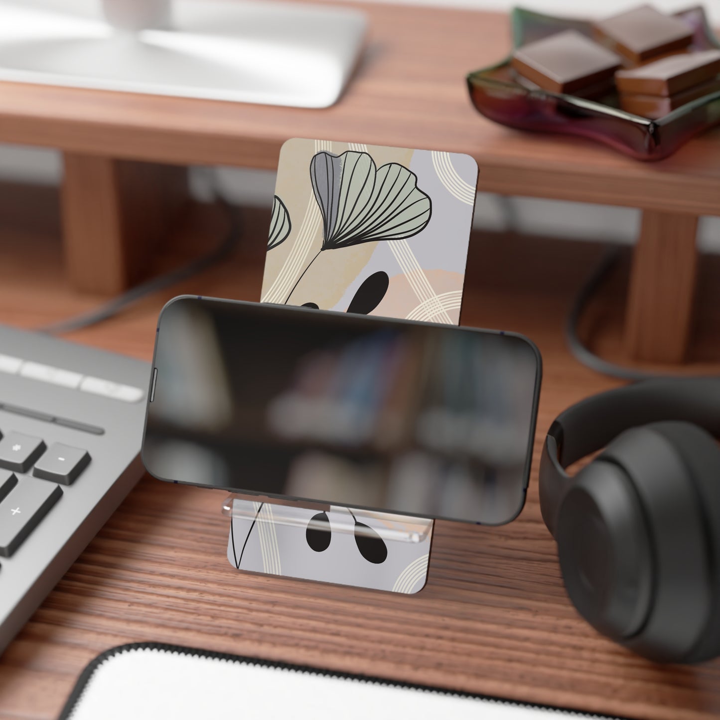 Chic Floral Mobile Display Stand - Smartphone Holder for Home, Desk, Gifts, Unique Décor, Phone Stand