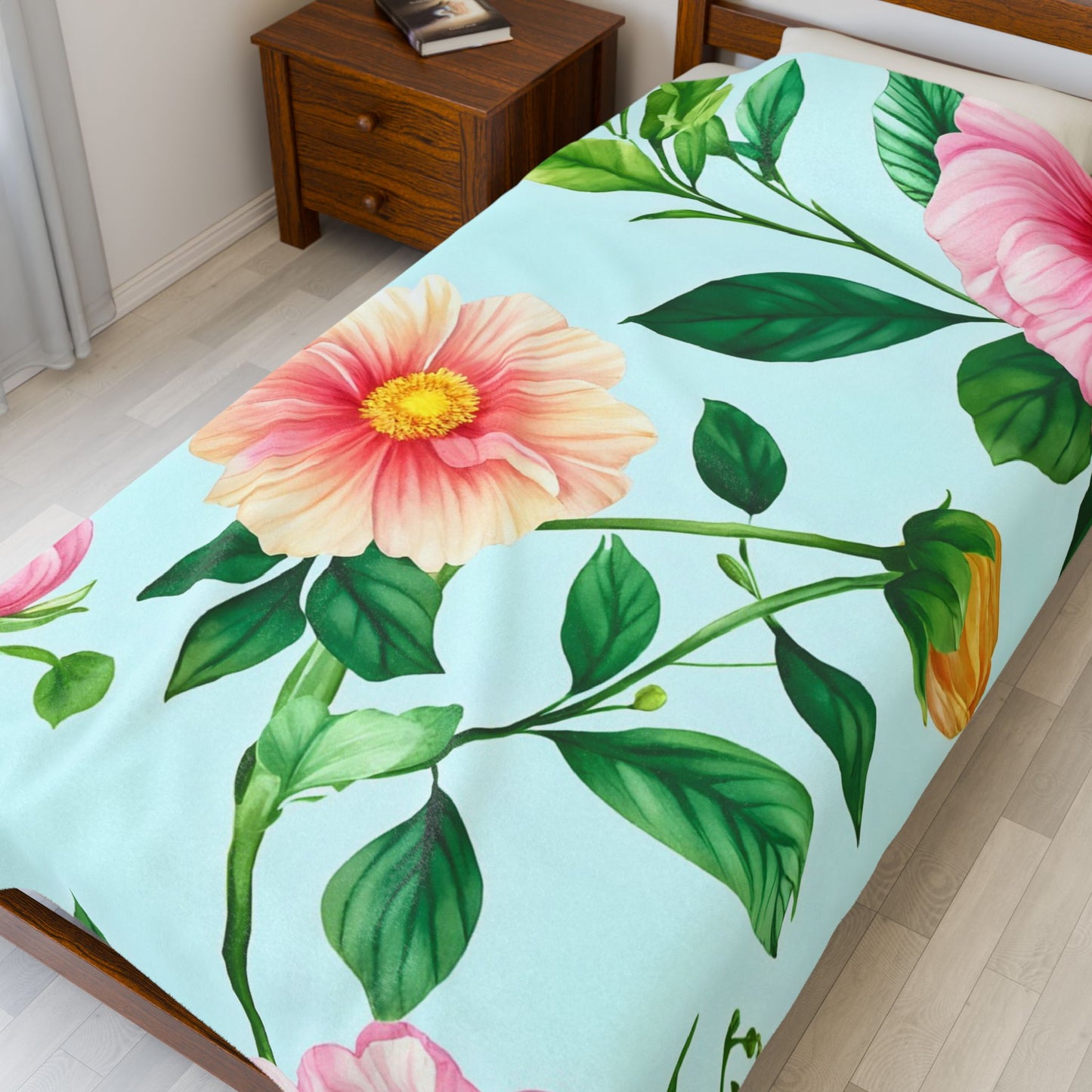 Floral Velveteen Plush Blanket — Pastel Pink & Mint Flower Throw