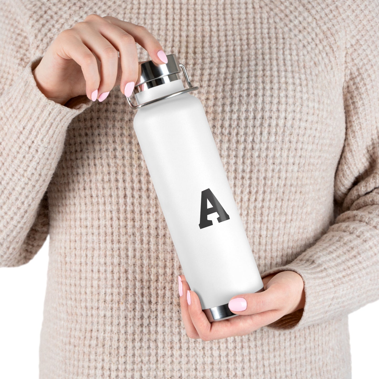 Personalized Copper Insulated Water Bottle, 22oz - Custom Monogram, Travel Mug, Fitness Bottle, Hydration Gift, Eco-Friendly
