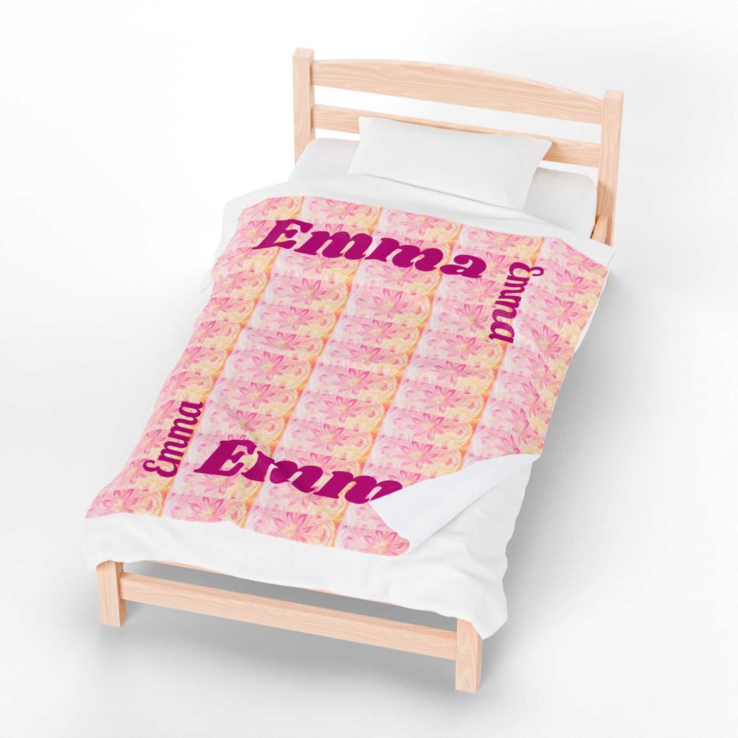 Personalized Velveteen Plush Blanket for Cozy Nights - Emma