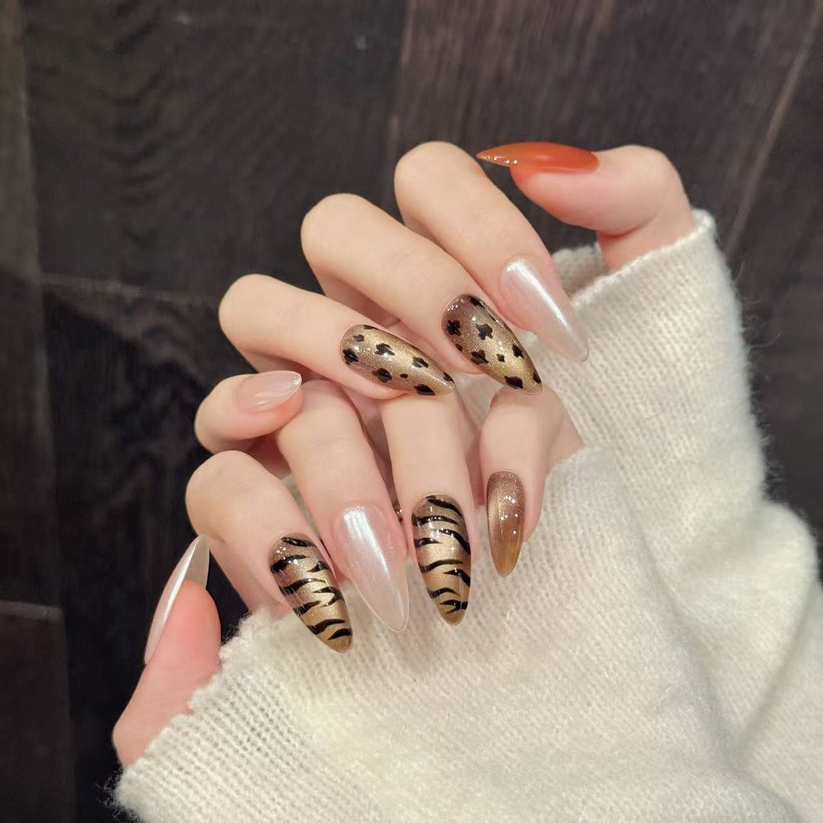 Pearl Nude Animal Print Gold Glam Press On Nails – Image 3