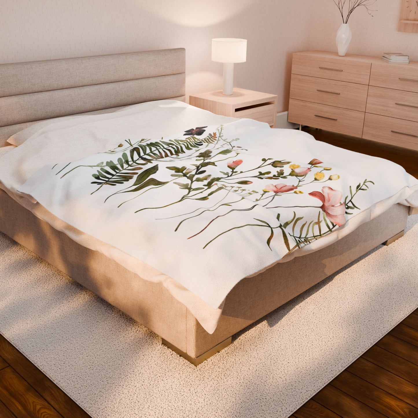 Floral Velveteen Blanket, Cozy Flower Throw, Soft Plush Blanket for Home Decor, Perfect Gift for Holidays, Nap Time Blanket