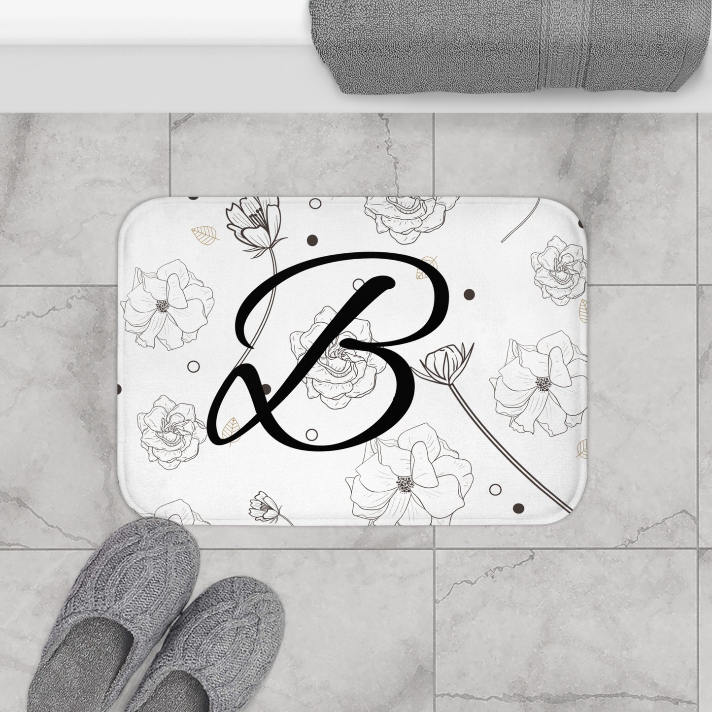 Personalized Floral Bath Mat, Elegant Home Decor, Custom Name Shower Mat, Gift for Her, Soft Bathroom Accessory, Housewarming Present