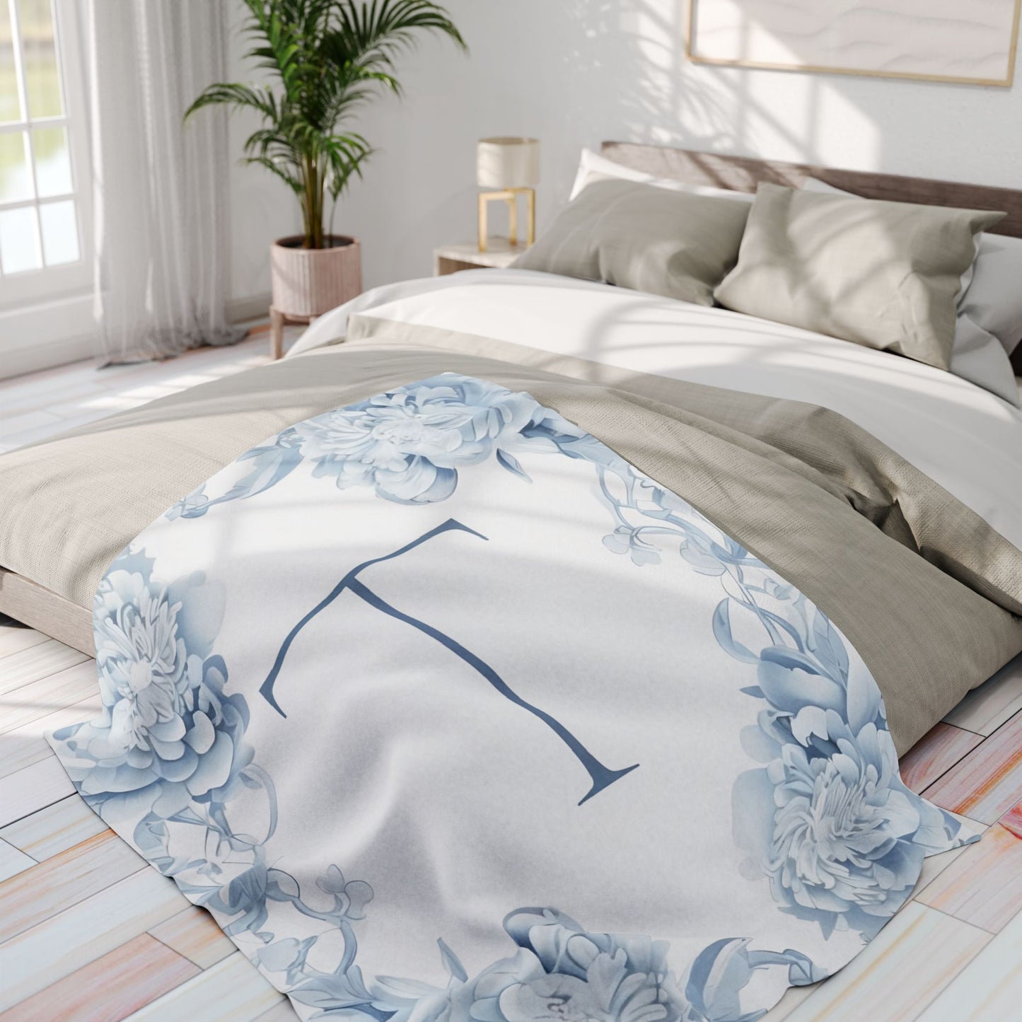 Personalized Floral Initial Arctic Fleece Blanket, Cozy Home Decor, Gift for Her, Nursery Accent, Wedding Present, Monogrammed Throw