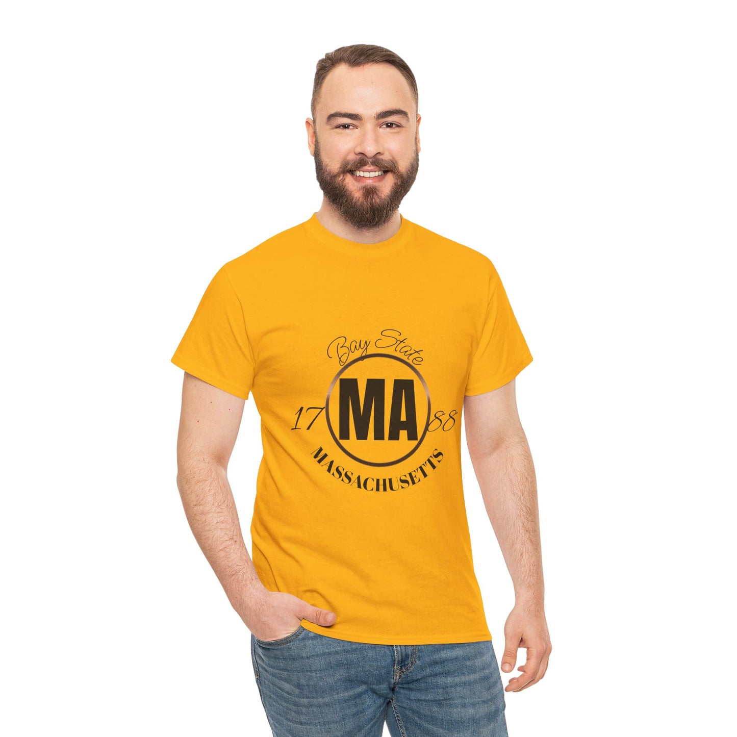 Unisex Heavy Cotton Tee with Massachusetts Design, Casual Wear, Gift for Him/Her, Travel Souvenir, Vintage Style