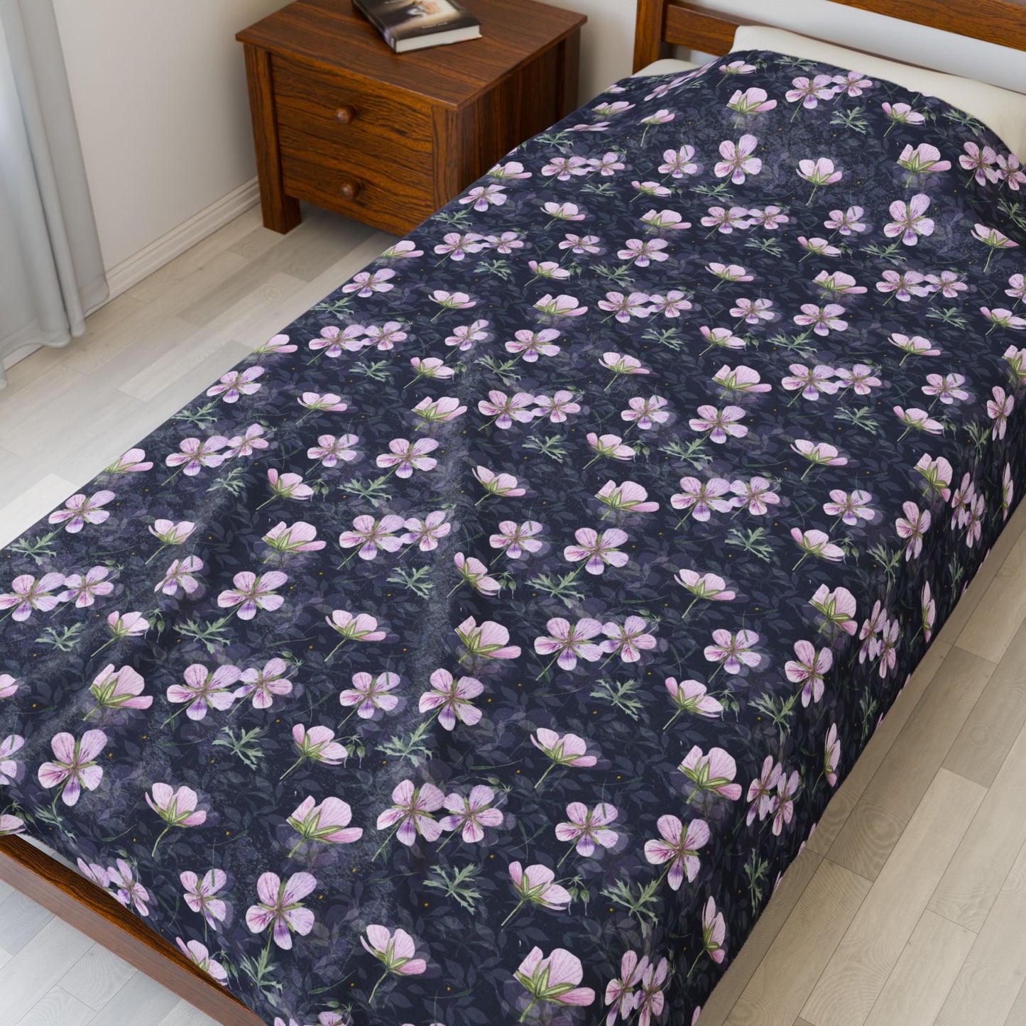 Cozy Floral Velveteen Plush Blanket | Soft Throw for Home Decor, Gift for Her, Wedding Present, Mother's Day, Snuggle Up, Couch