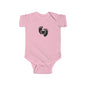 Adorable Infant Bodysuit with Heart and Feet Design - Perfect for Baby Showers, Newborn Gifts, Cute Outfits, Family Photos, and [...]