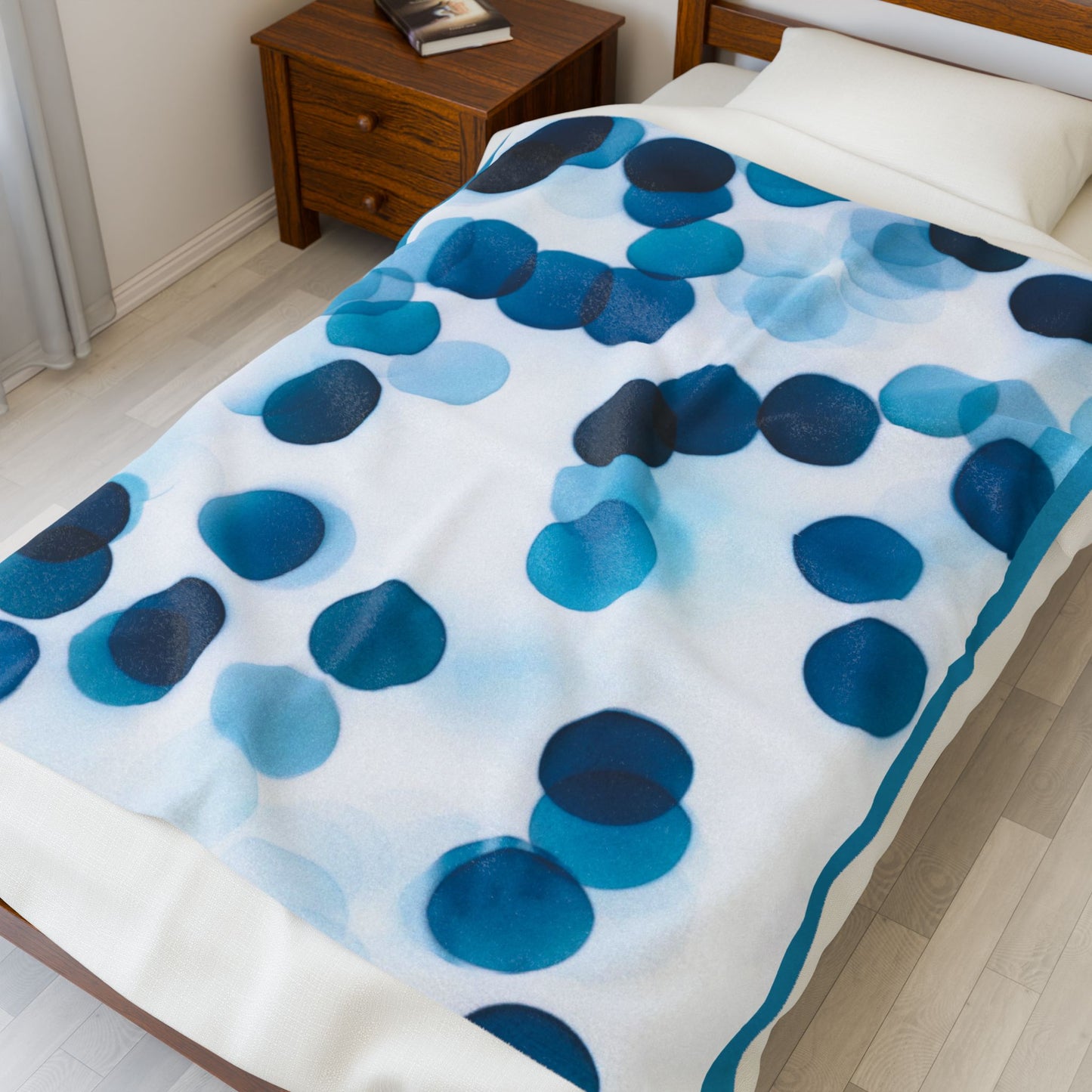 Cozy Velveteen Plush Blanket | Soft Throw for Home, Decorative Comforter, Gift for Anniversary, Winter Luxe Decor, Bedding Accessory