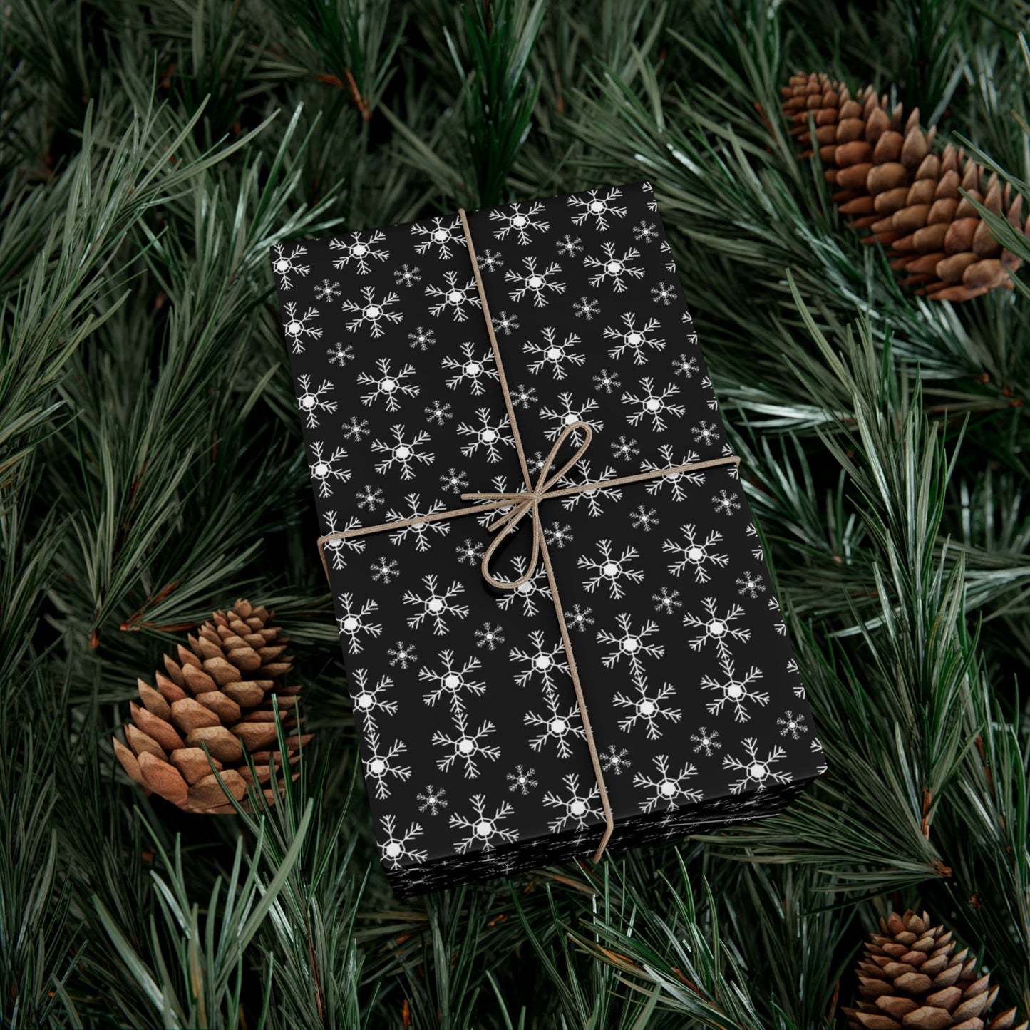 Elegant Snowflake Gift Wrap Papers, Holiday Gift Wrap, Christmas Wrapping Paper, Winter Party Supplies, Black and White Wrapping
