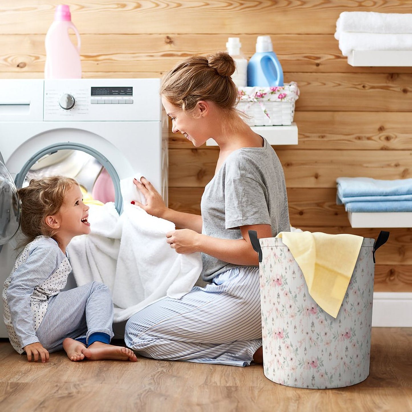 Drawstring collapsible Laundry Basket