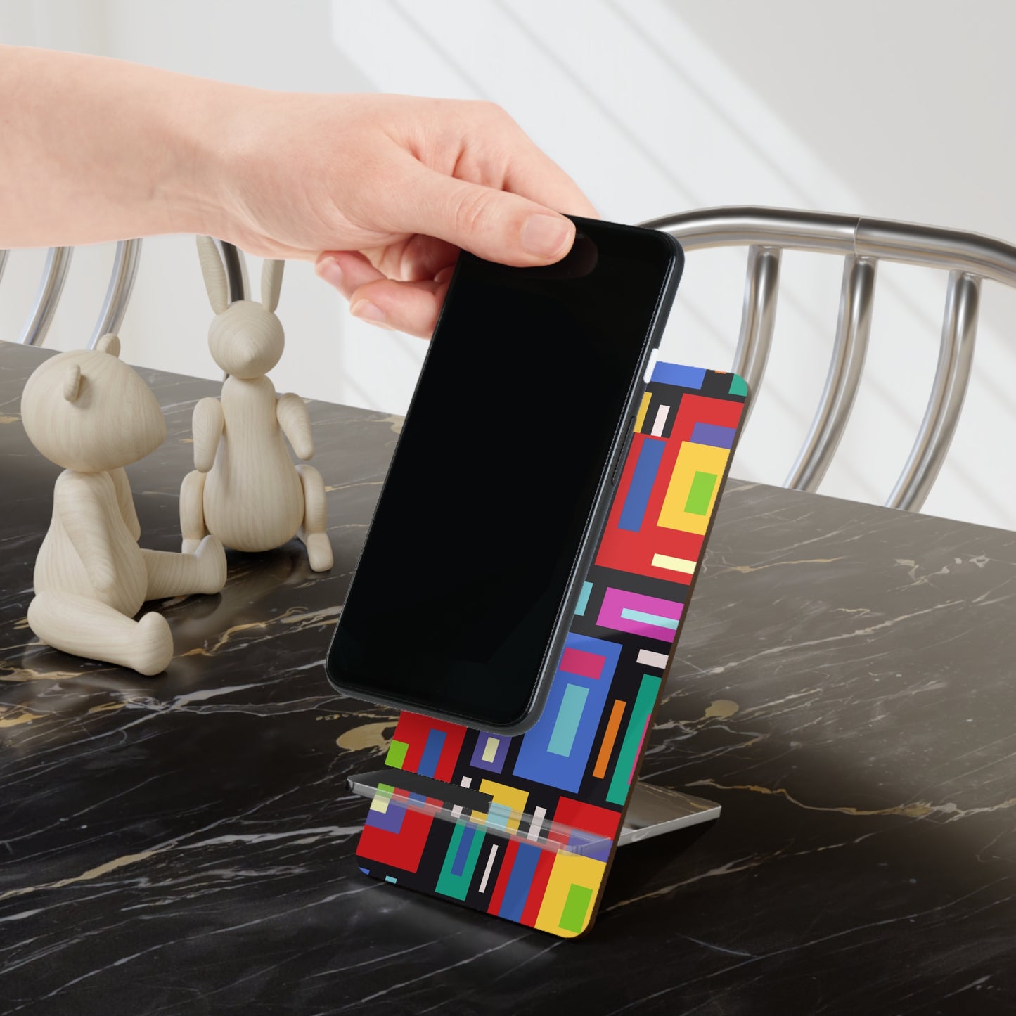 Colorful Smartphone Display Stand, Modern Phone Holder for Desk, Artistic Mobile Stand, Vibrant Phone Organizer, Stylish Gift for Tech [...]