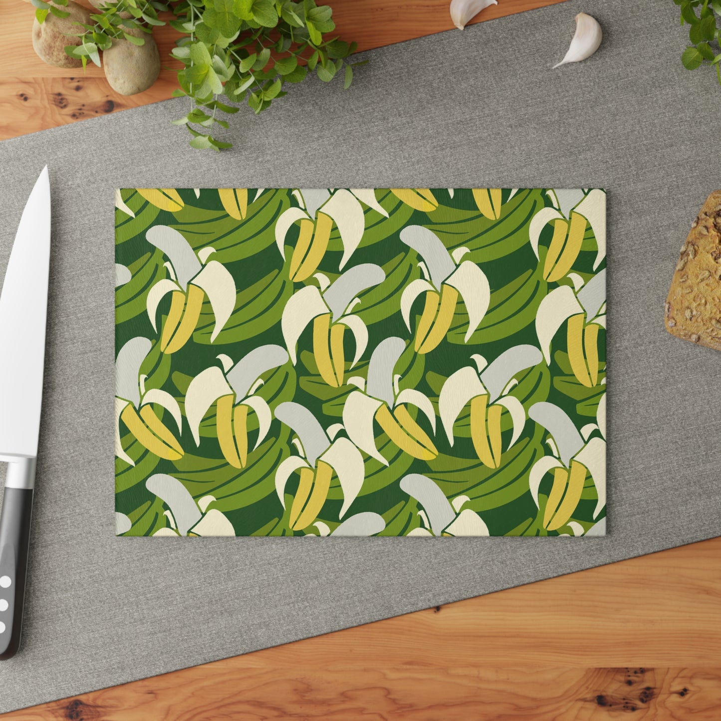 Banana Leaf Glass Cutting Board - Kitchen Decor, Culinary Gift, Fun Cooking Accessory, Unique Gift Idea, Eco-Friendly Kitchenware
