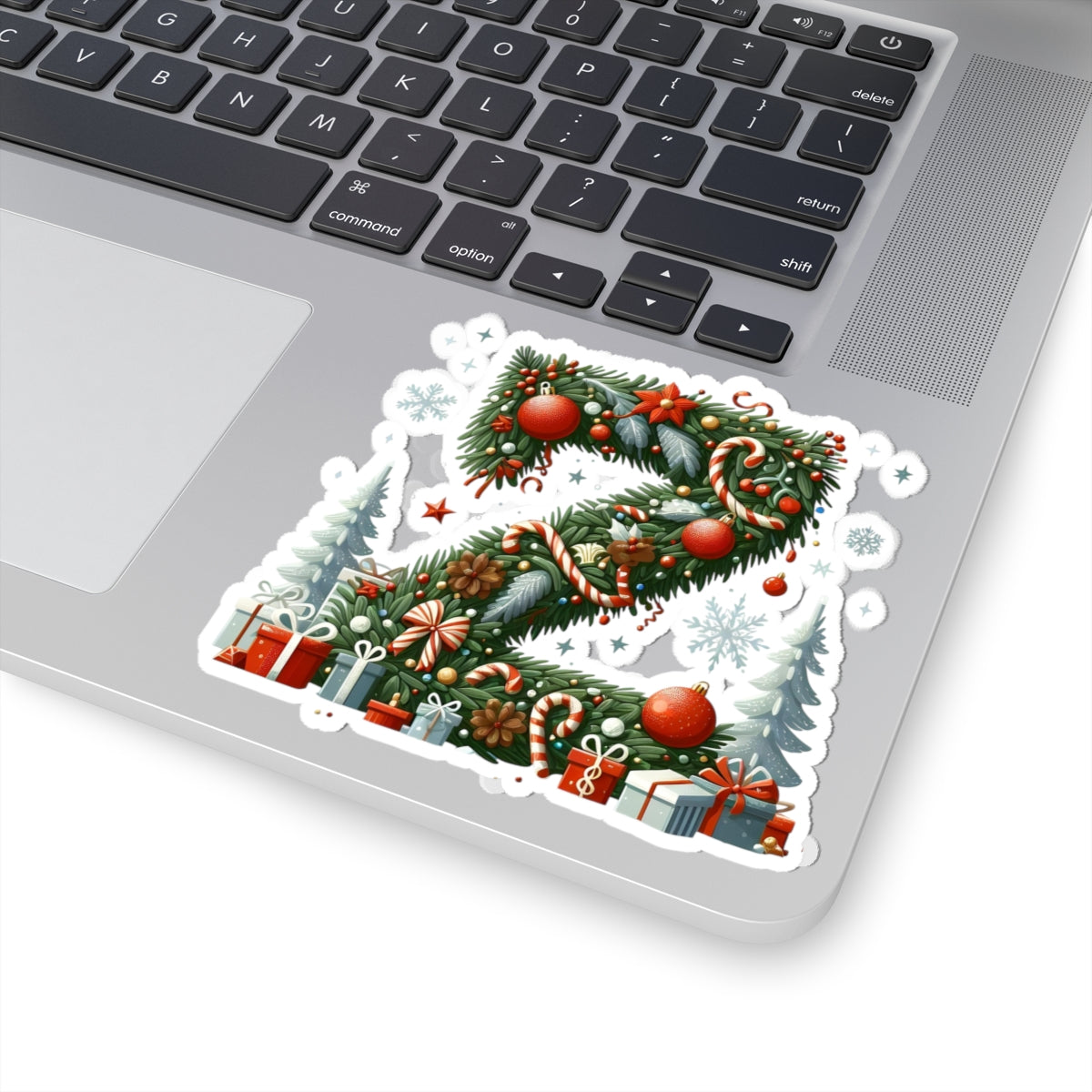 Christmas Wreath Letter Z Kiss-Cut Sticker — Holiday Initial Decal