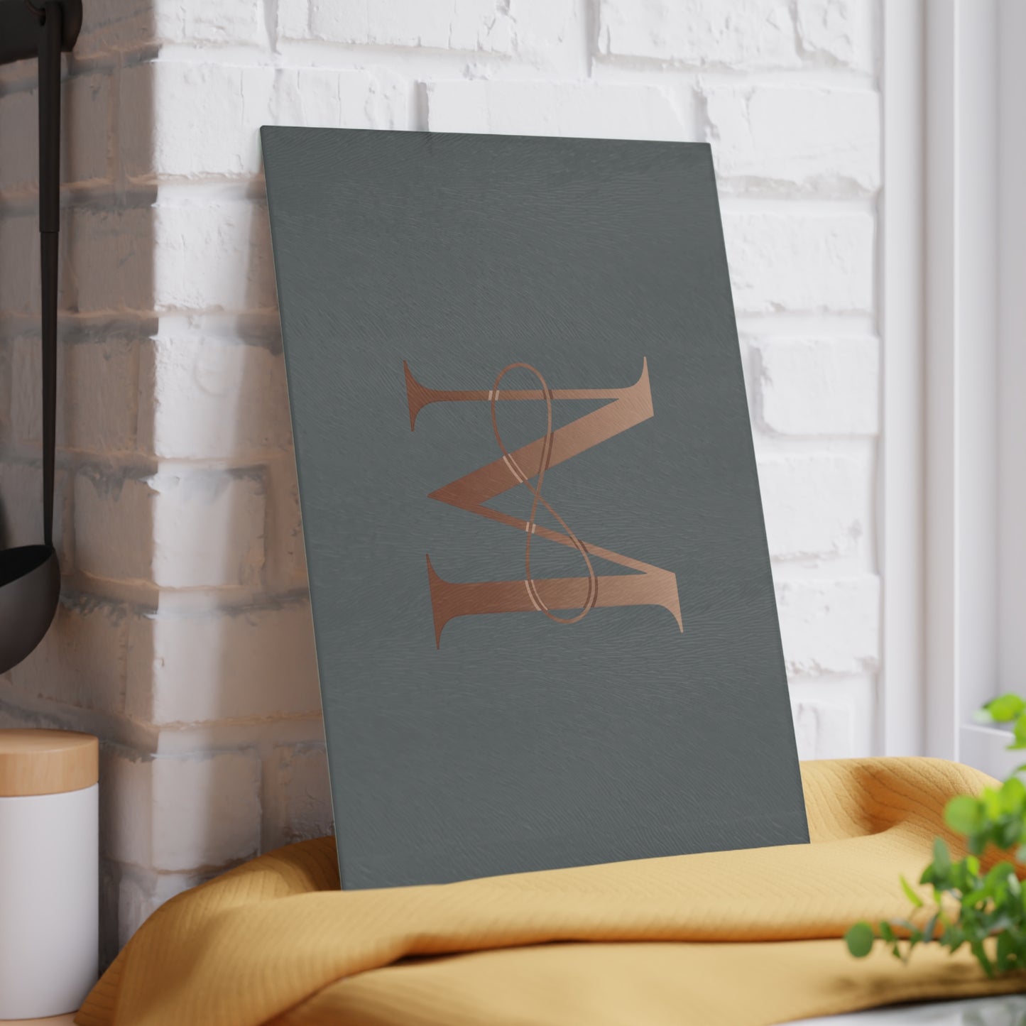 Personalized Glass Cutting Board with Elegant Initial Design, Kitchen Gift, Wedding Gift, Housewarming Gift, Custom Kitchen Decor