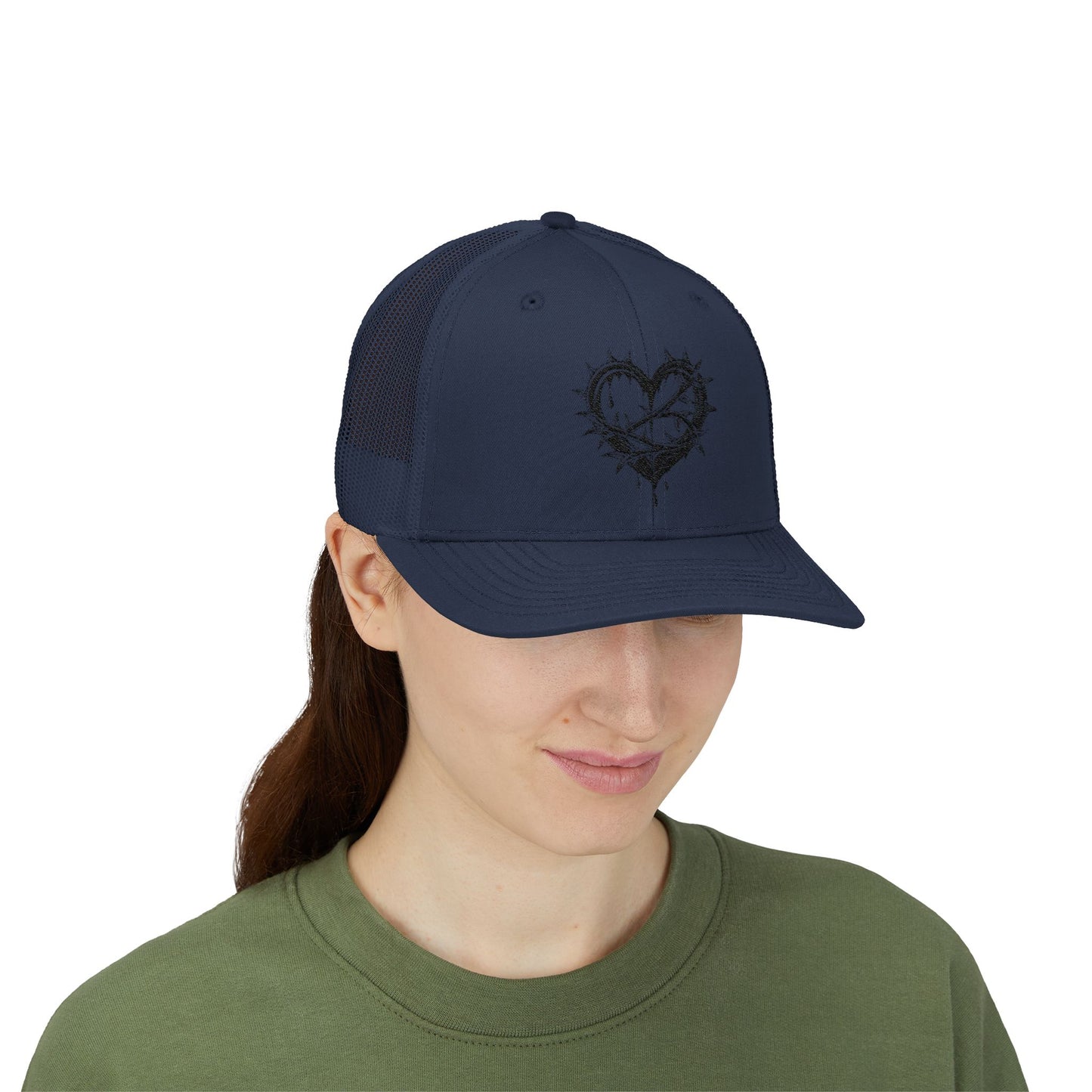 Heart-Shaped Love Snapback Trucker Cap, Adjustable Hat for Friends, Gifts for Couples, Valentine’s Day Cap, Casual Wear, Stylish Sun Hat
